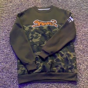 LE TIGRE Hoodie (Brand New)